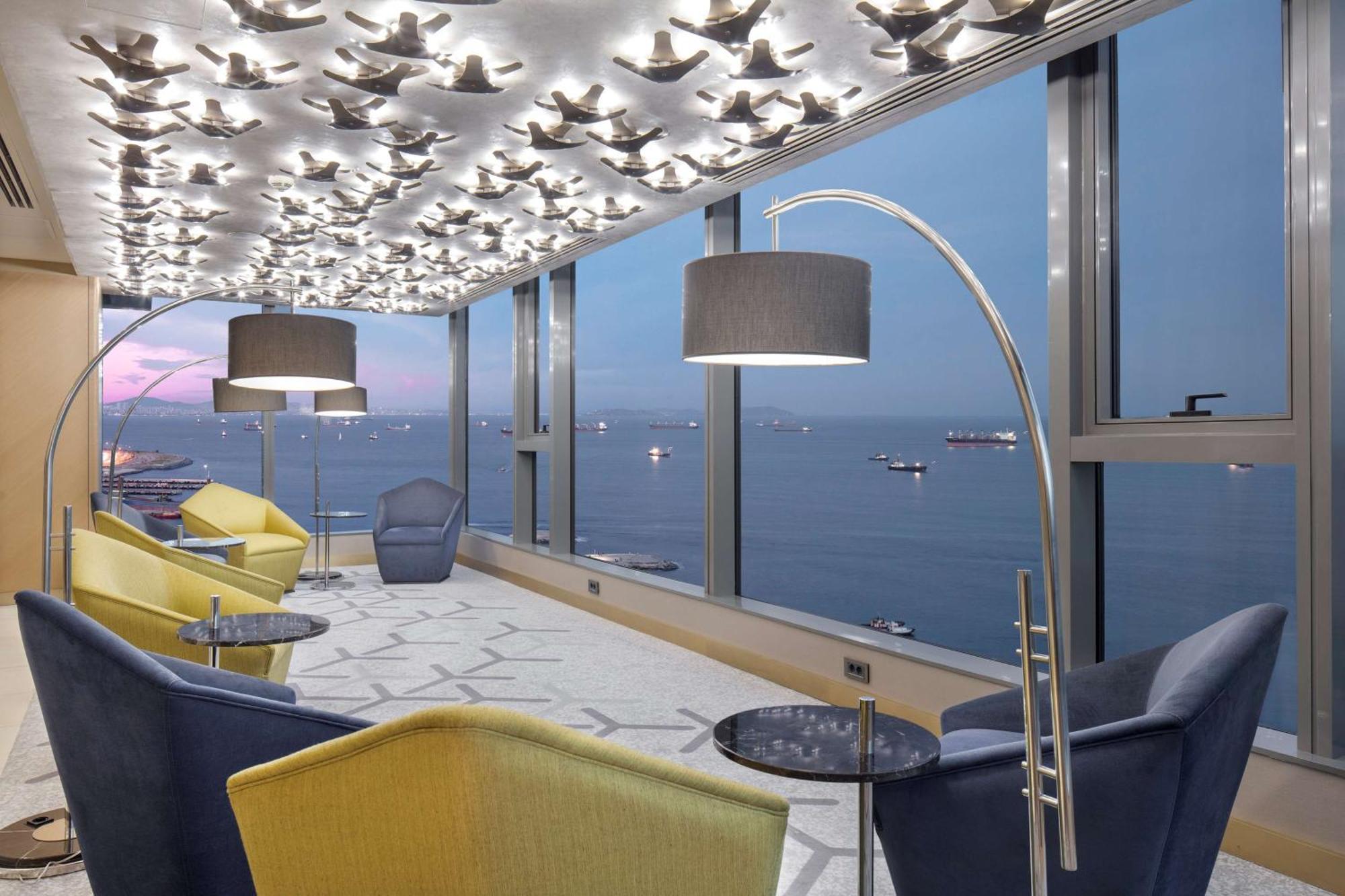 Hotel Hilton Istanbul Bakirkoy Exterior foto The Club at Changi Airport