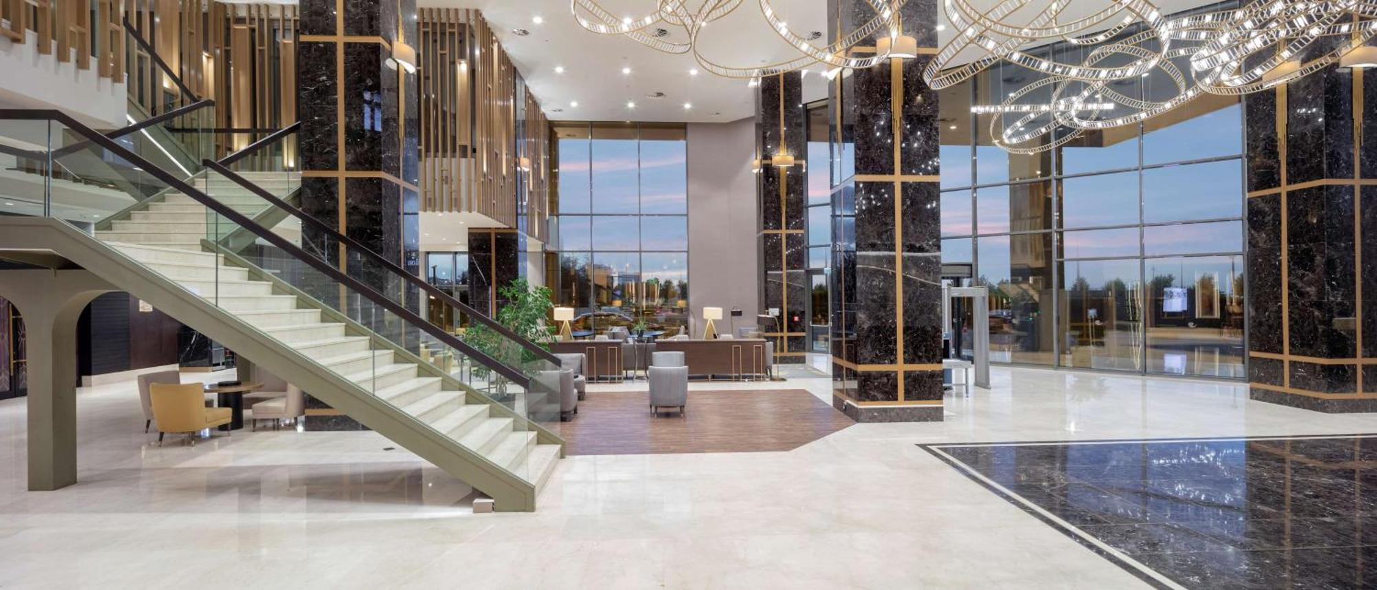 Hotel Hilton Istanbul Bakirkoy Exterior foto Lobby